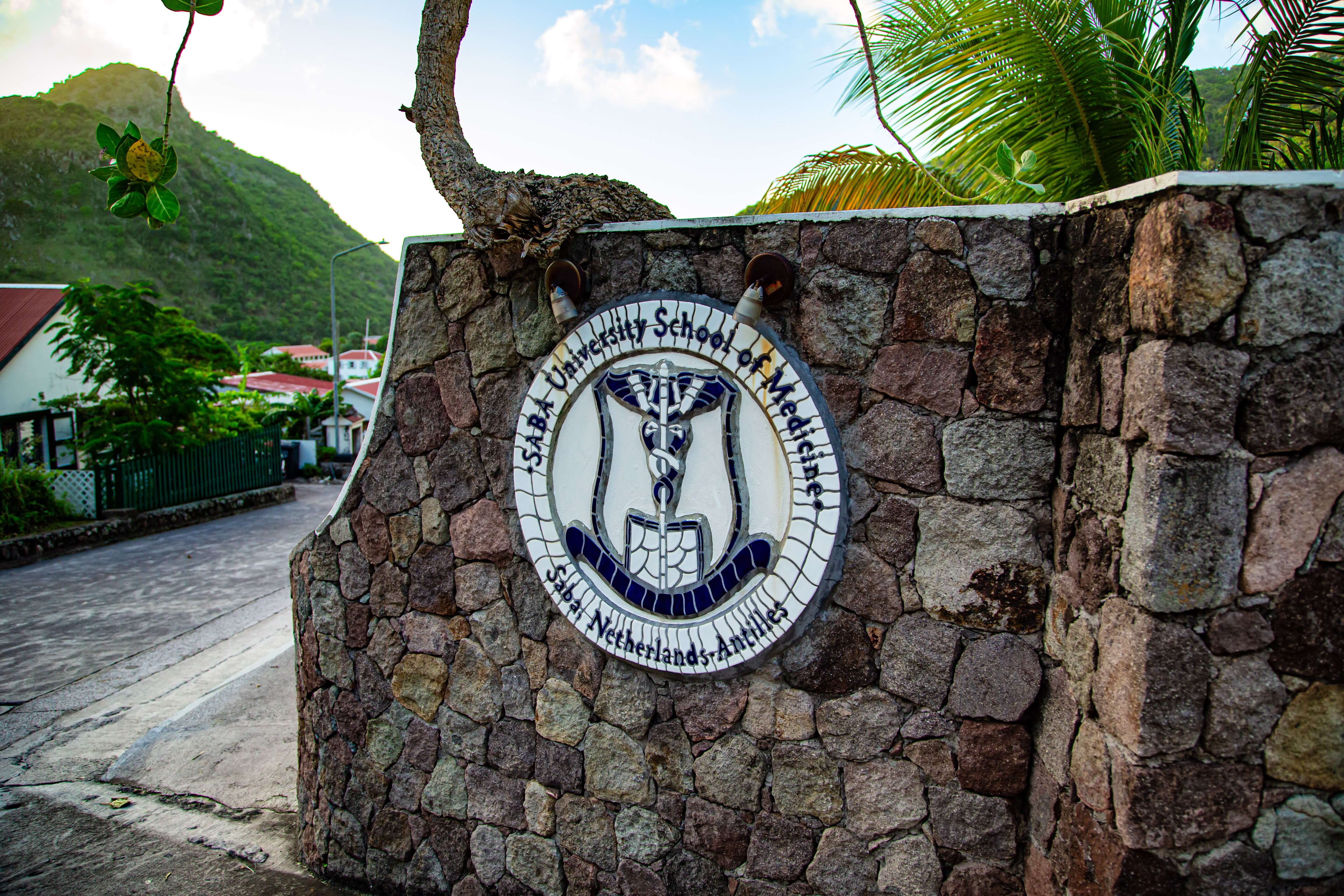 International Applicants - Saba University School of Medicine